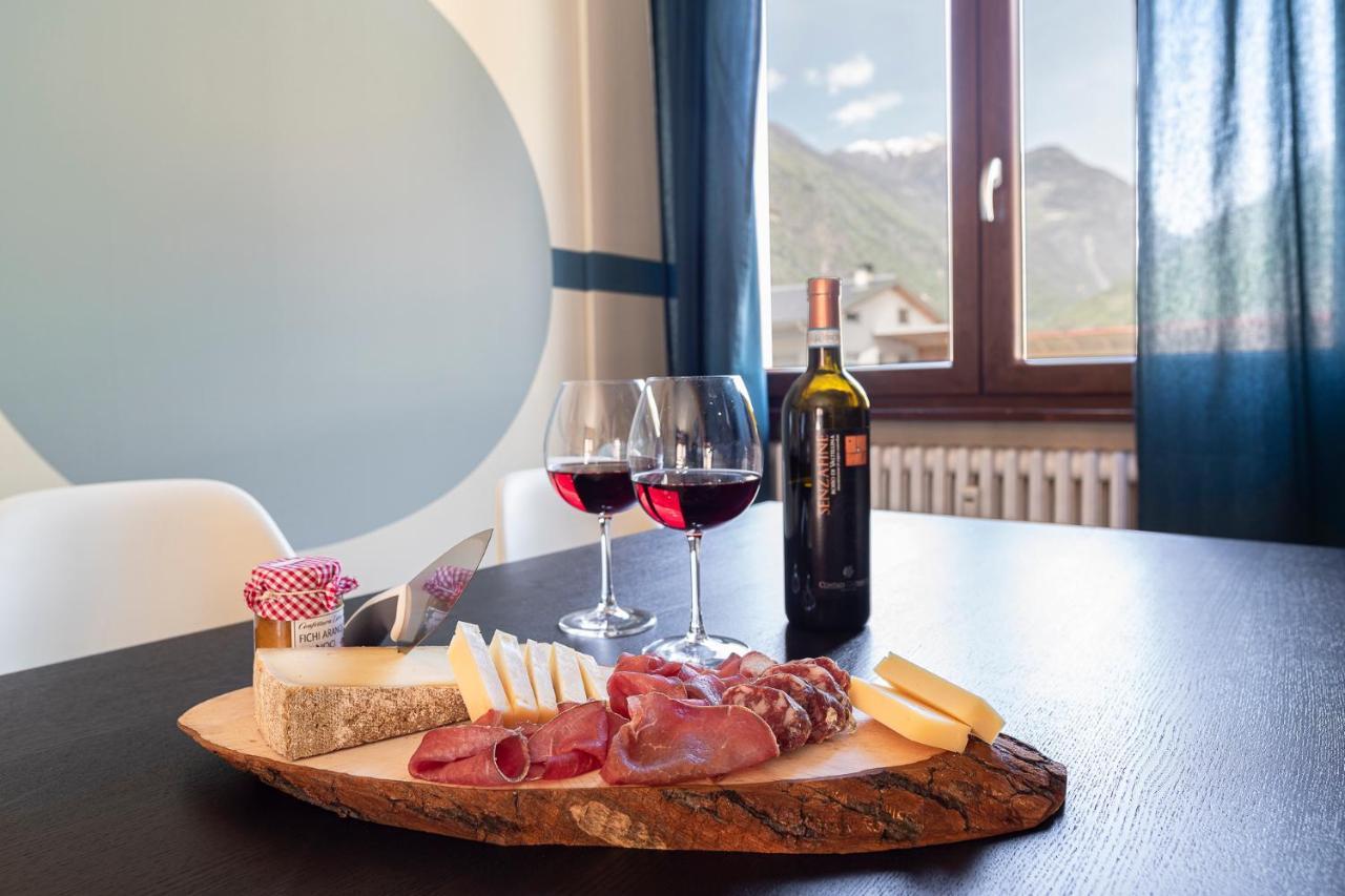 Loft Tirano 3Min Walk To Berninaexpress Διαμέρισμα Εξωτερικό φωτογραφία